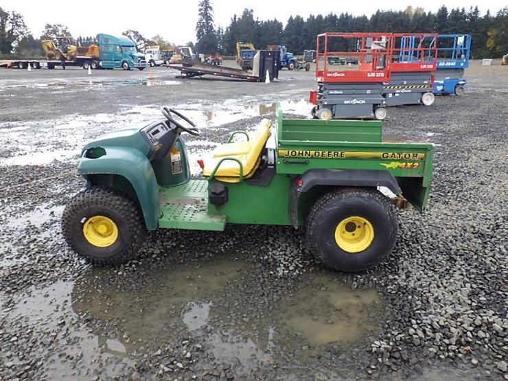 john-deere-gator-image-8