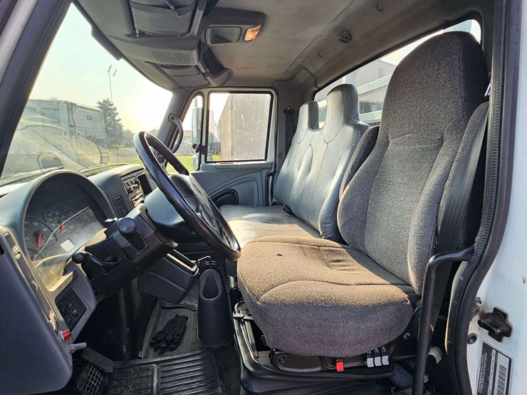 2003-international-4200-image-31