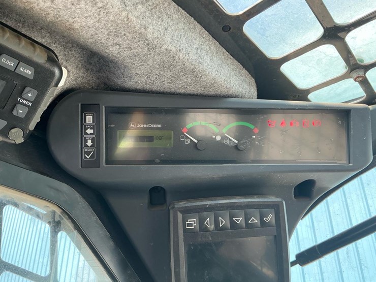 2019-deere-333g-image-37