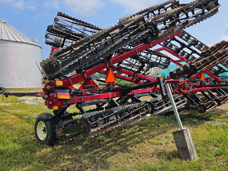 2013-j&m-tf212-image-5