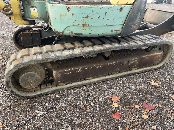 yanmar-vio35-image-7