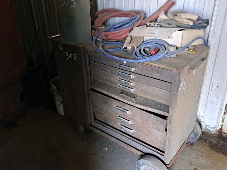 #302-•-tool-cart-image-2