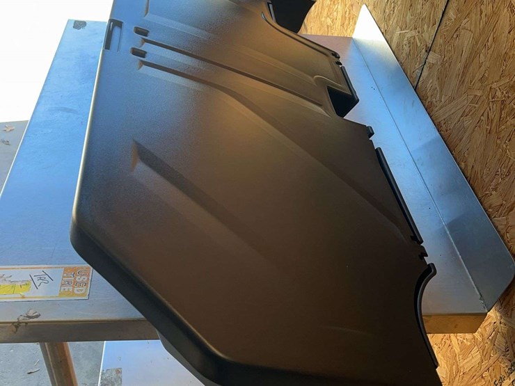 gm-motors-under-the-seat-storage-compartment-image-3