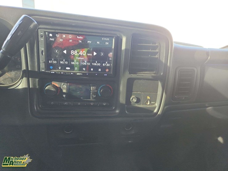 2003-gmc-sierra-1500-image-13