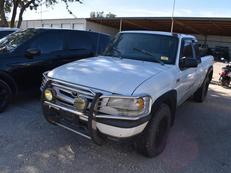 2001-mazda-b30-pickup-(salvage-pickup)-(no-keys,-not-running)-(vin-#-4f4yr1-image-1