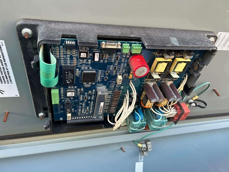 2005-detroit-diesel-100dsejb-138kva-3-phase-diesel-generator-image-15