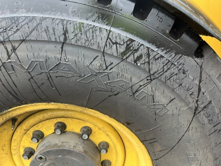 john-deere-48-image-13