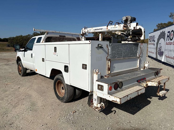 2015-ford-f350-image-2