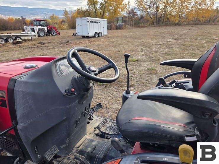 2021-mahindra-1640-image-10