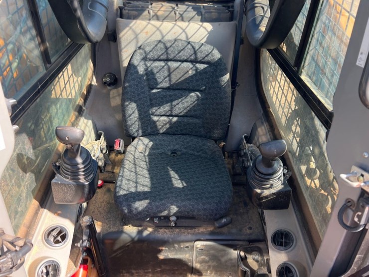 case-tv370b-image-25