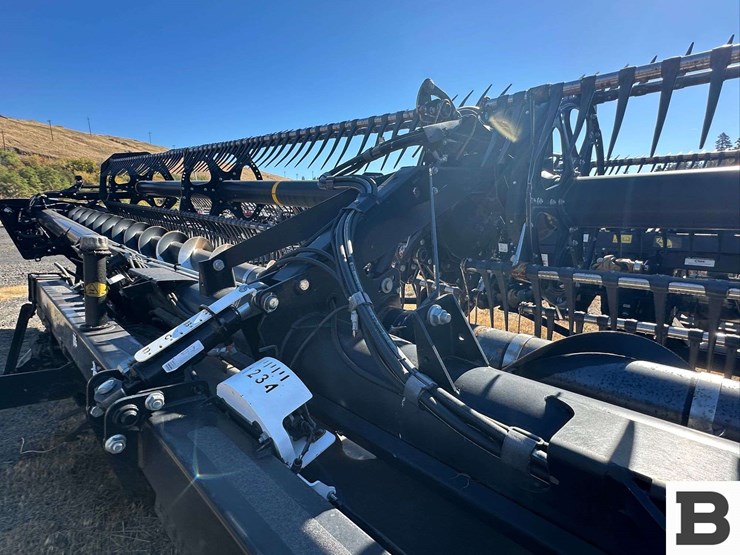 2018-mac-don-fd140-image-48