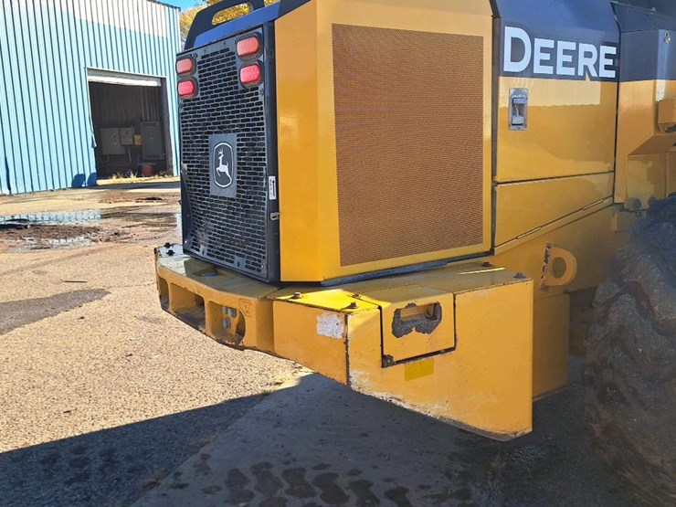 2018-deere-544k-image-33