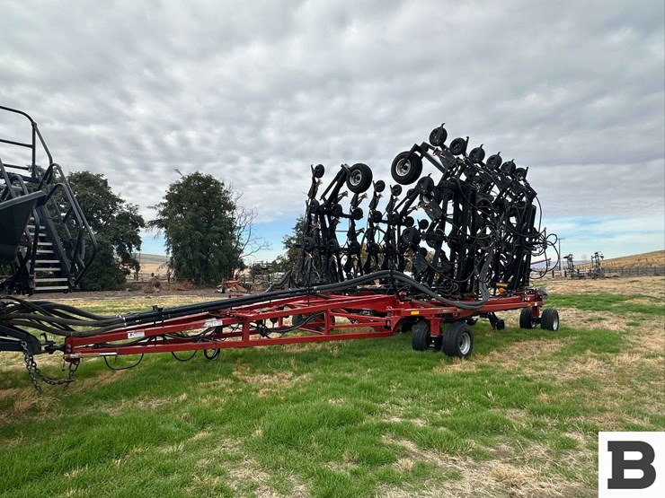 2012-case-800-image-2