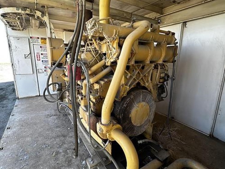 2001-caterpillar-3508-image-8