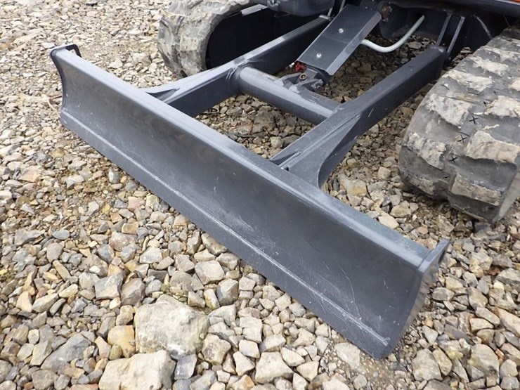 hitachi-zx40u-image-13