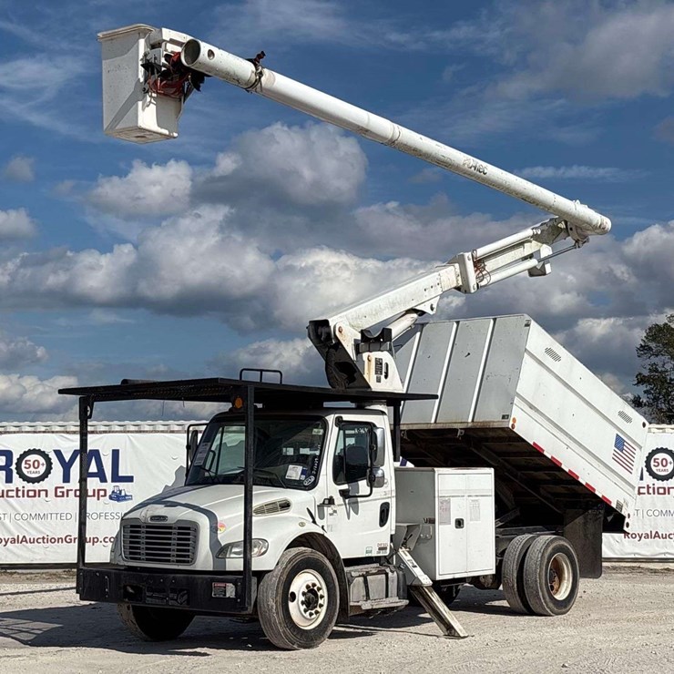 2012 FREIGHTLINER M2 106