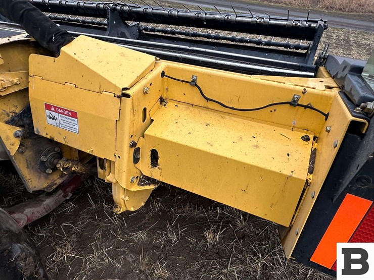 2009-new-holland-h8040-image-41