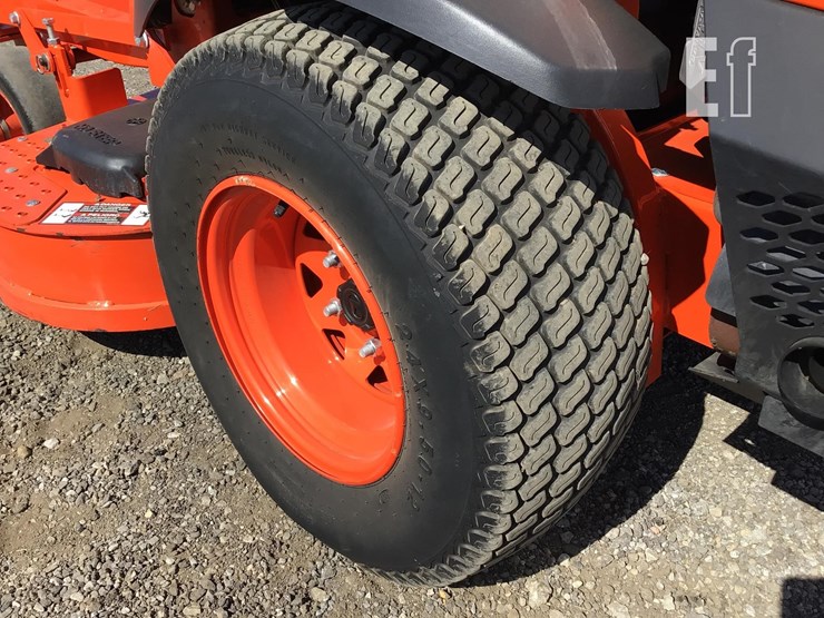 2021-kubota-z724x-image-13