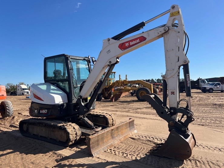 2024-bobcat-e60-image-6