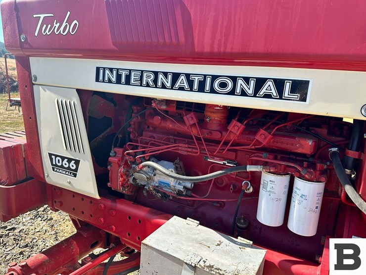 1972-international-1066-image-27