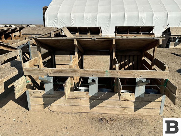 custom-wood-calf-bottling-huts---basin-city,-wa-image-4