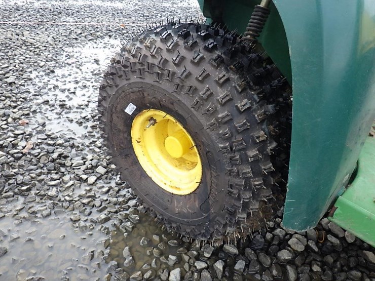 john-deere-gator-image-10