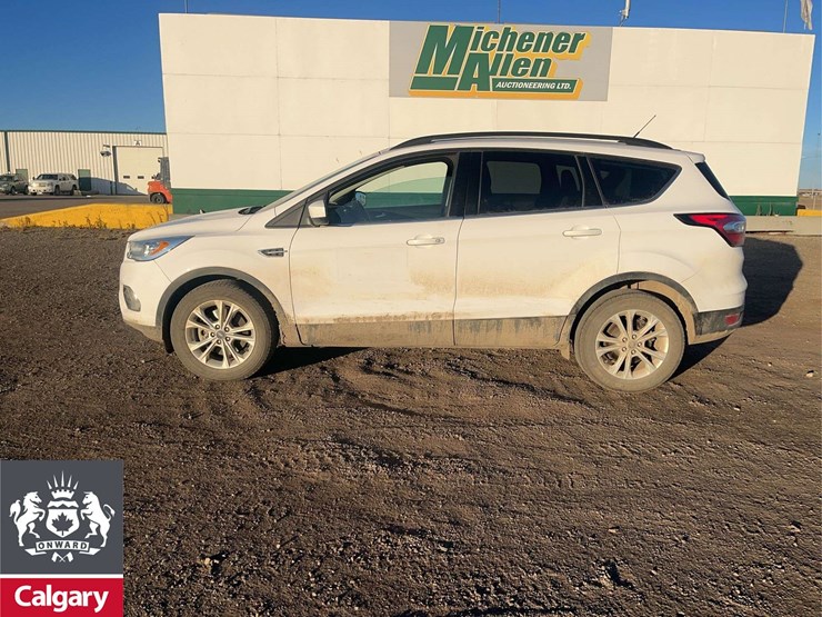 2017-ford-escape-image-2