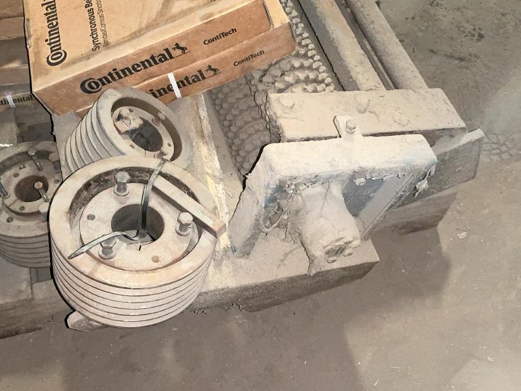 #115-•-2014-meadows-trojan-7-edger-image-42