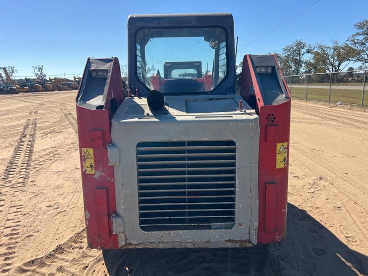 2012-takeuchi-tl230-image-3