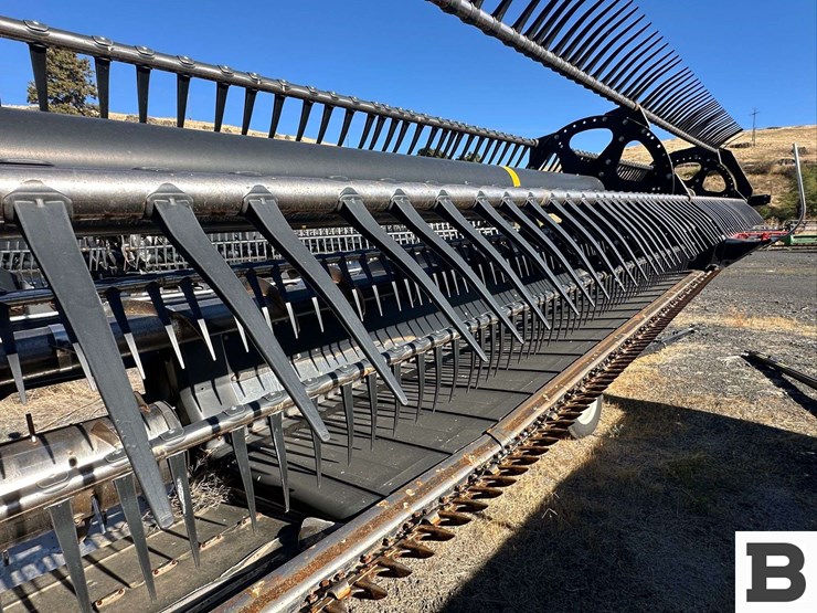 2018-mac-don-fd140-image-25