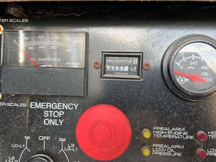 2005-detroit-diesel-100dsejb-138kva-3-phase-diesel-generator-image-8