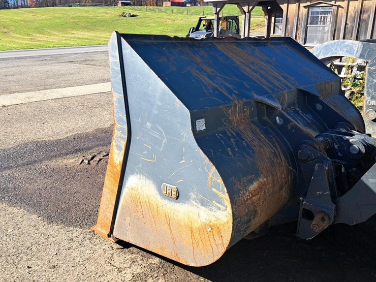 #256-•-jrb-bucket-image-3