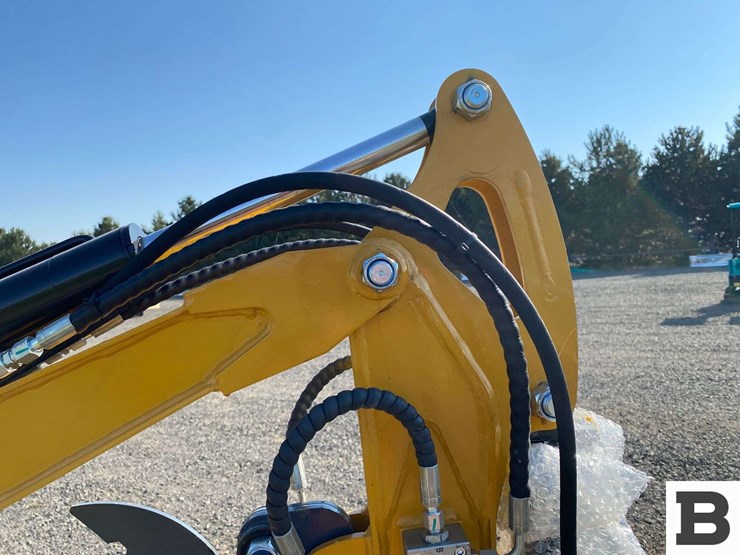 2025-cfg-industrial-qk18r-mini-excavator---eltopia,-wa-image-8