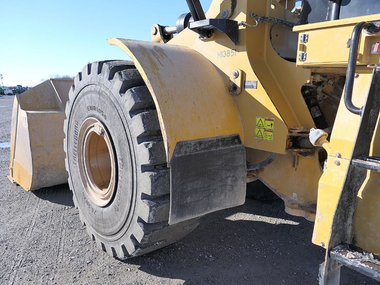 2014-caterpillar-972m-image-11