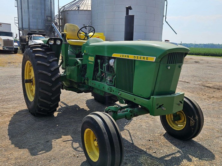 john-deere-4020-image-3