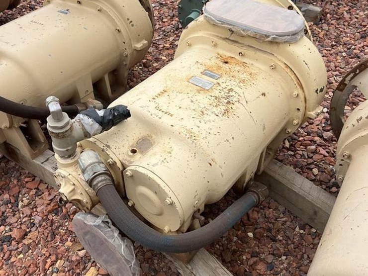 quincy-qse1750-002-screw-compressor-image-1