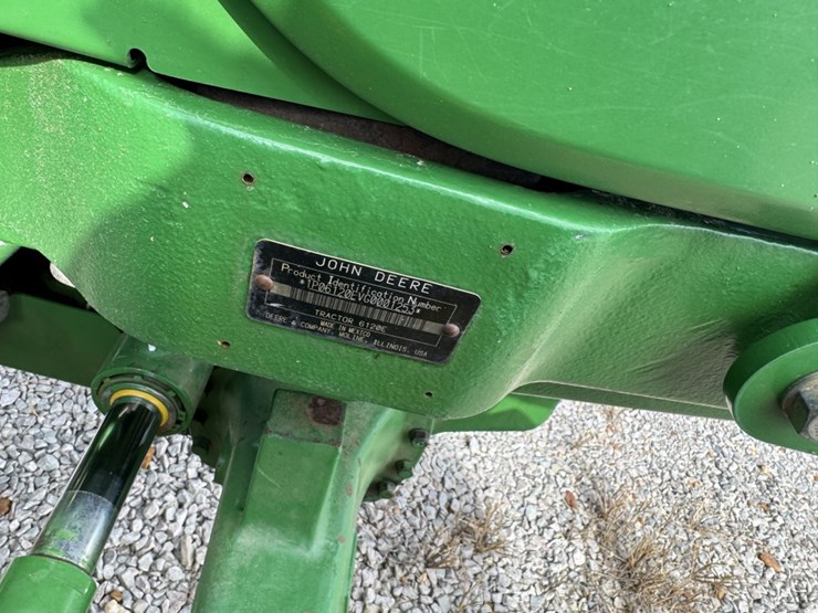john-deere-6120e-image-13