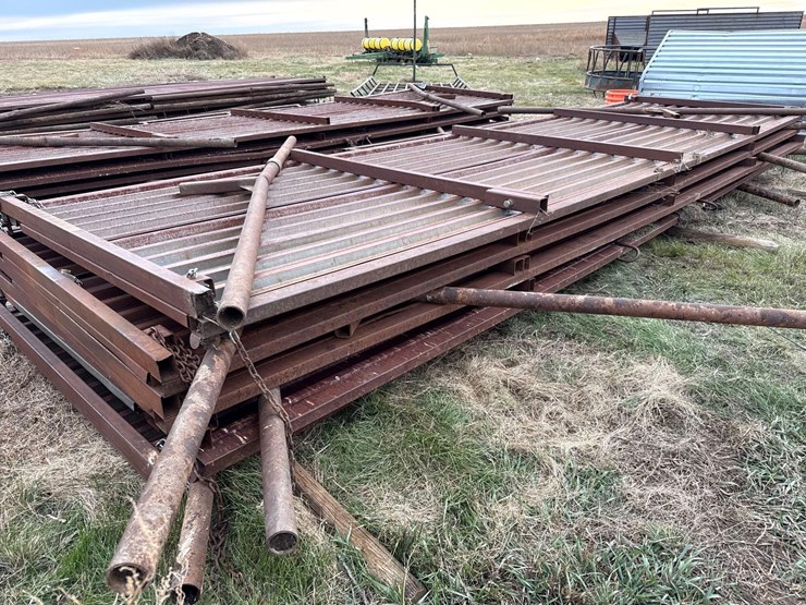 freestanding-windbreak-panels-image-8