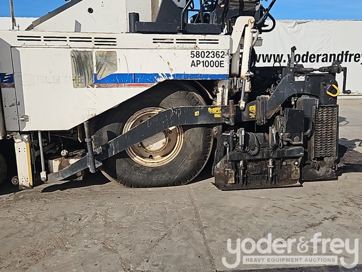 2014-caterpillar-ap-1000e-image-13