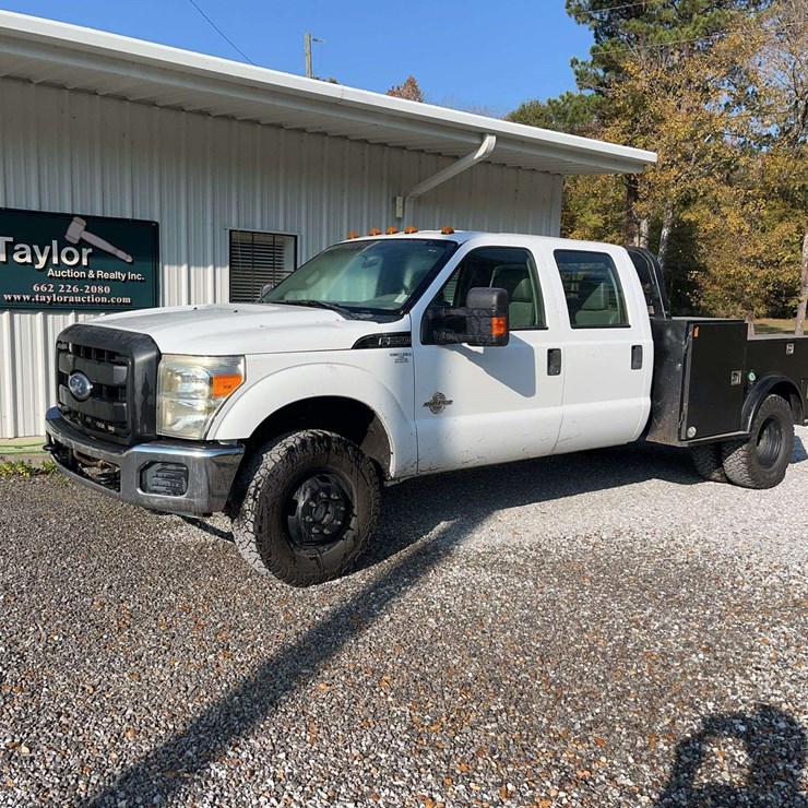 2012 FORD F350