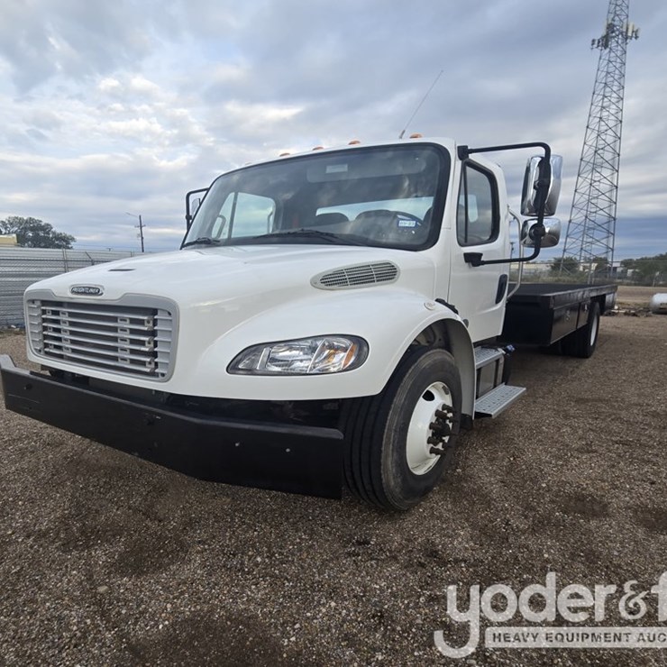 2021 FREIGHTLINER M2 106