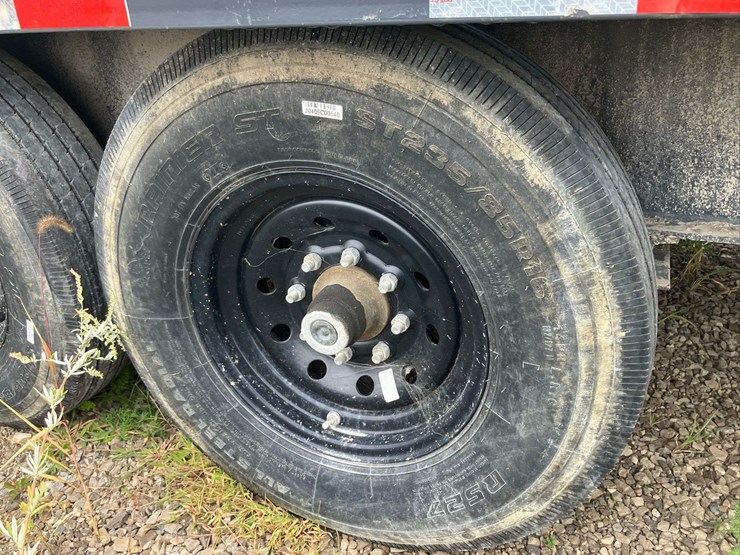 lamar-40'-gooseneck-trailer-image-16