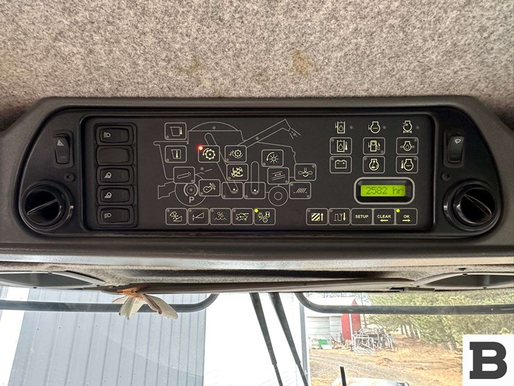 2008-gleaner-r75-image-78