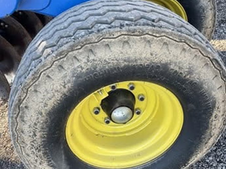 2013-landoll-6230-33-image-10