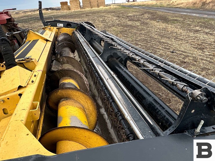 2009-new-holland-h8040-image-46