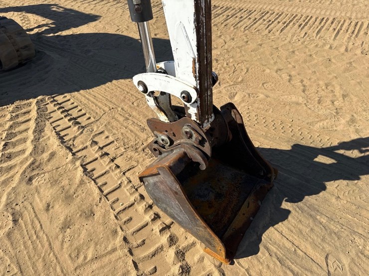 2004-bobcat-331g-image-24