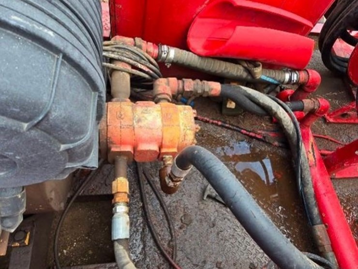 caterpillar-c4.4-image-6