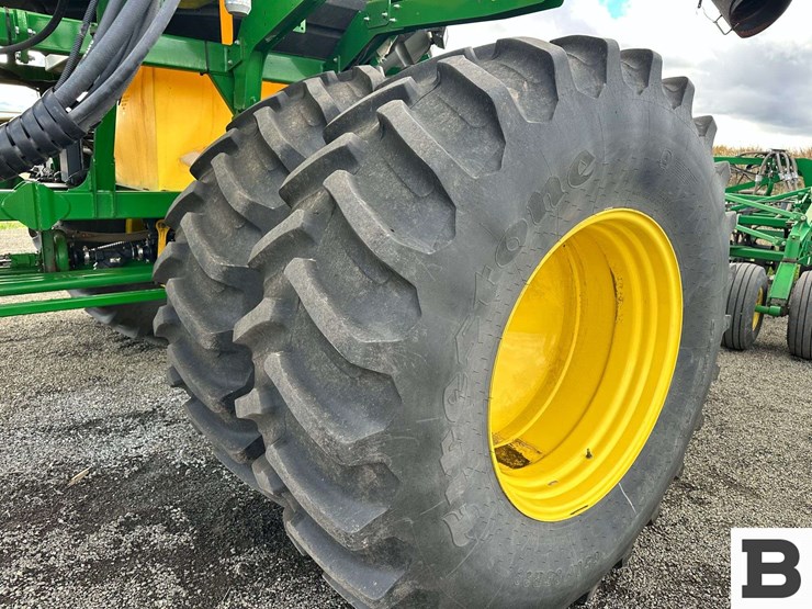 john-deere-1910-image-13