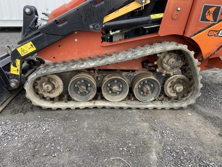 2020-ditch-witch-sk800-image-9