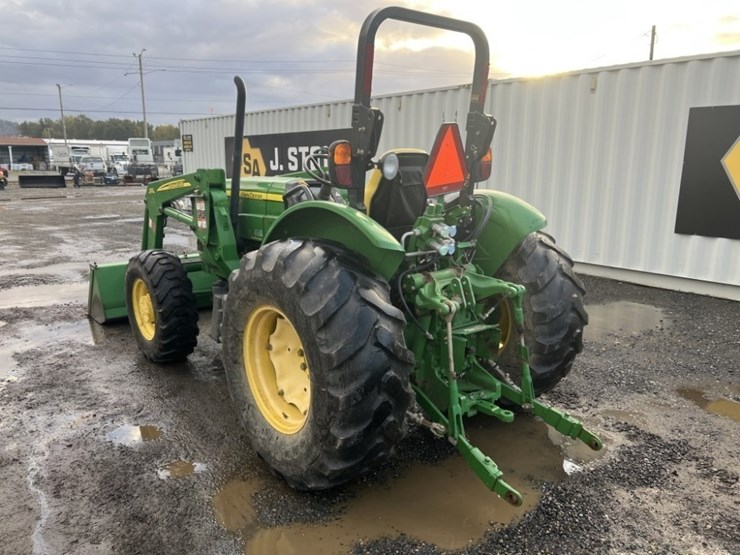 2009-john-deere-5075m-4wd-utility-tractor-image-6